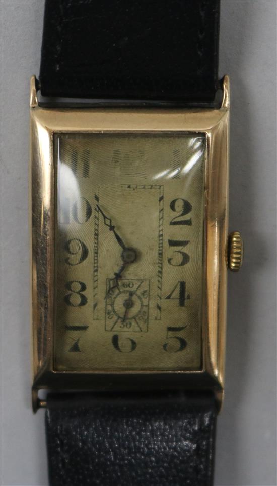 An Art Deco gentlemans 9ct gold wristwatch with silvered Arabic dial